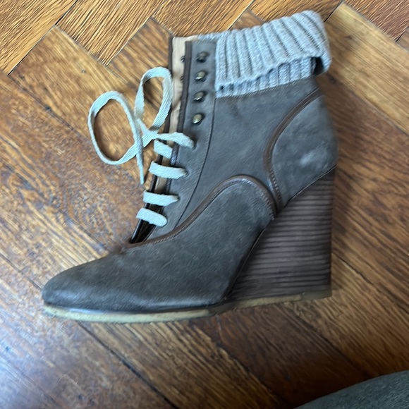Chloe Winter Boots Size 39 - Picture 2 of 4